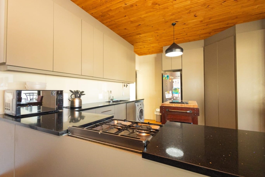 To Let 3 Bedroom Property for Rent in Fairfield Estate Western Cape